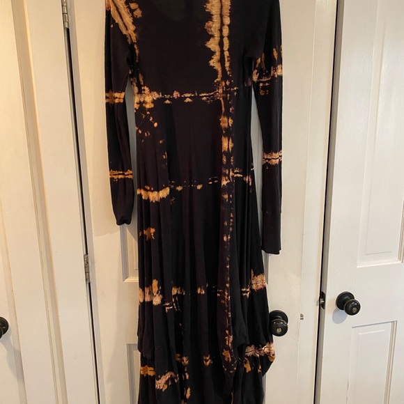 Gilda Midani patterned tie dye dress. - Picture 2 of 5